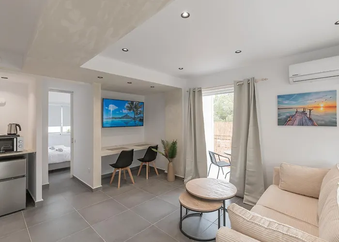 South Metro Suite